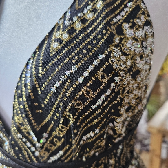 Hello Molly Olympia Maxi Dress Size XS - Picture 13 of 15